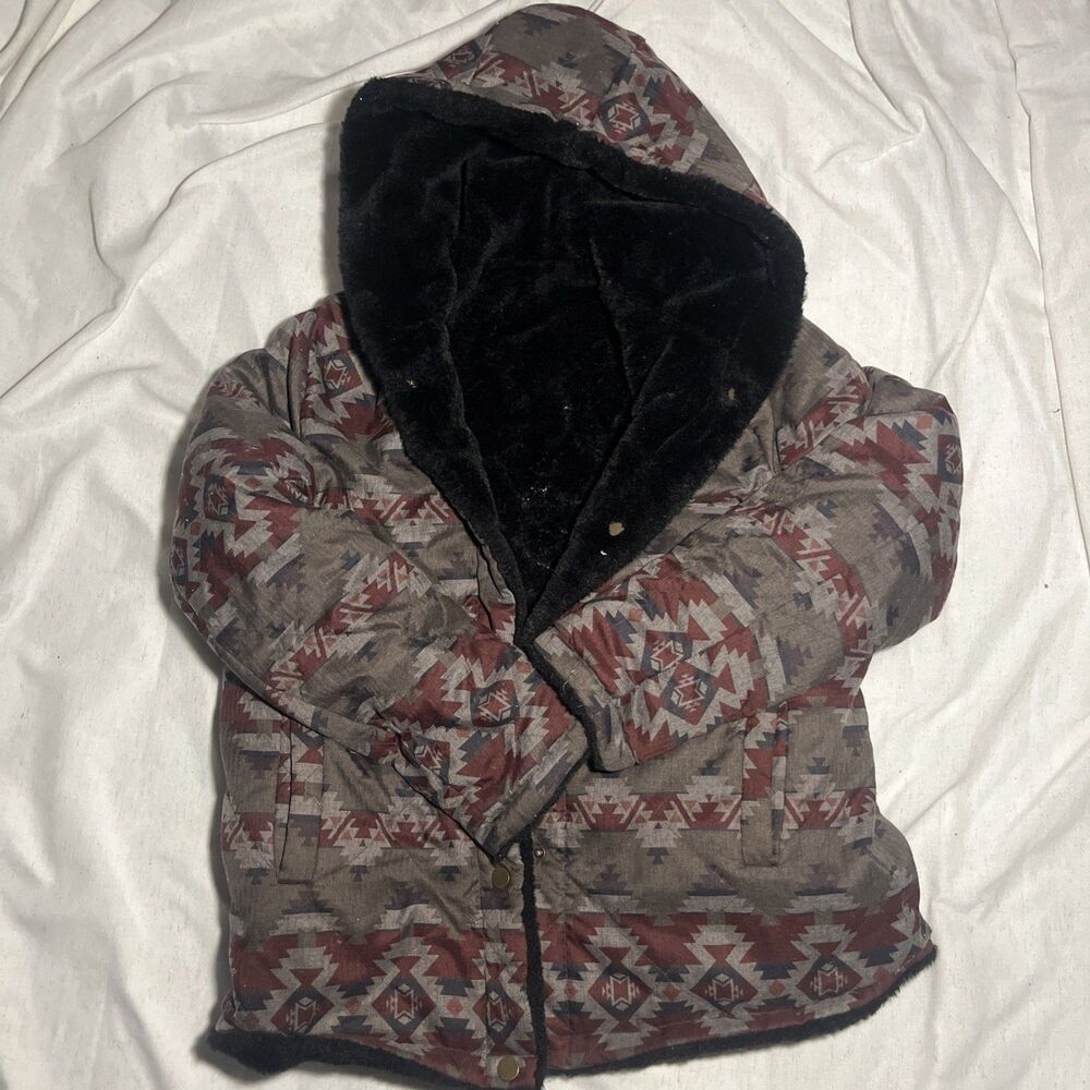 Size Medium - Pendleton Womens Jacket Hooded Reversible Aztec Faux Fur